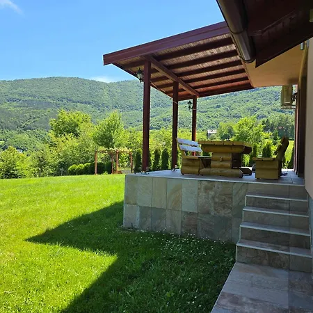 Usivak For Quiet Near Sarajevo#travellerawards2025 *